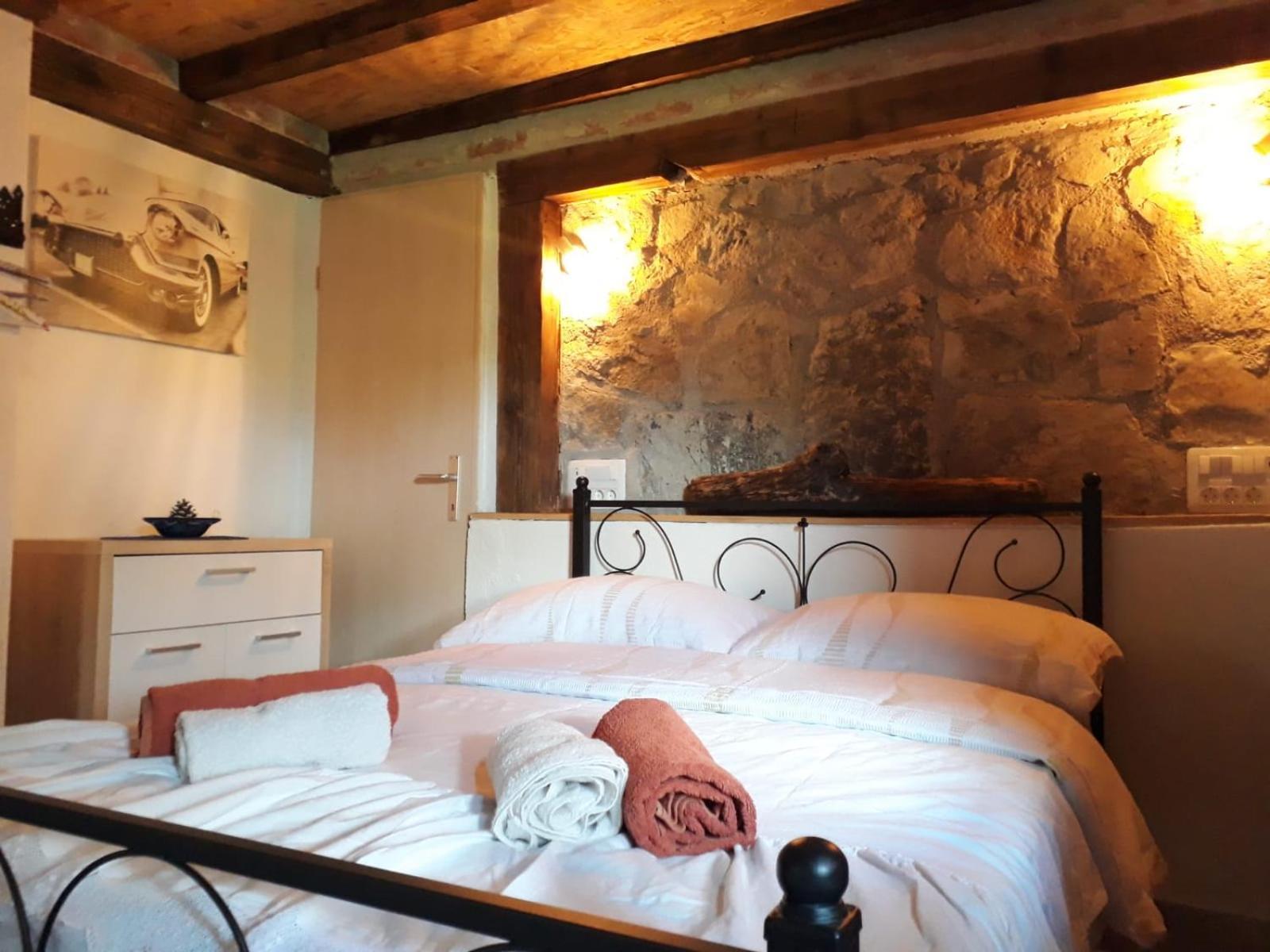 Apartment Ada Bed & Breakfast Gračac Quarto foto